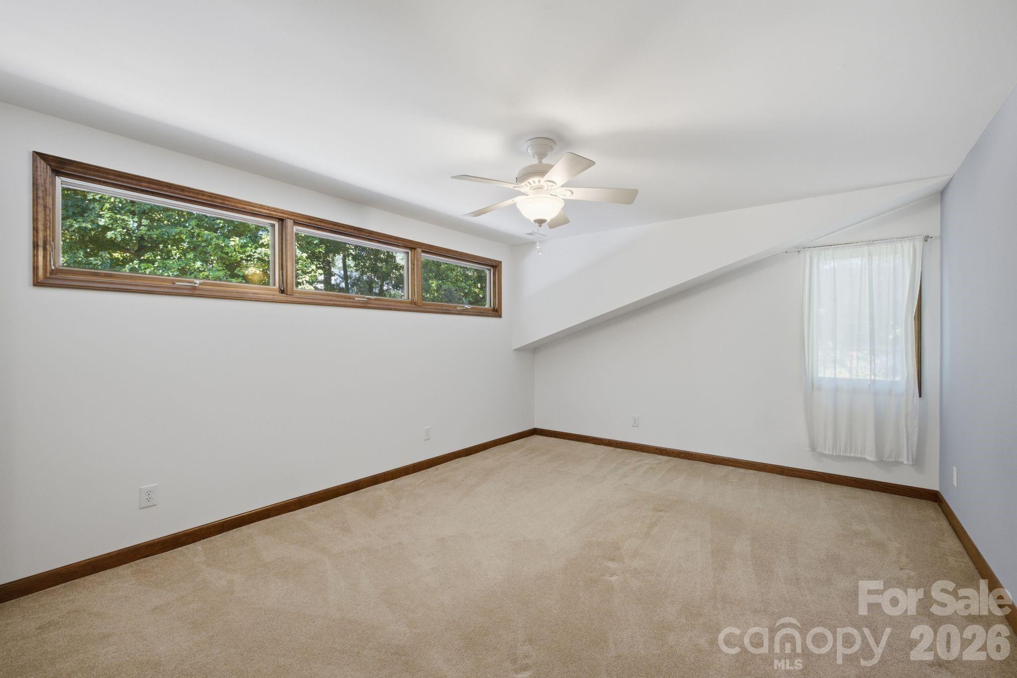 125 Misty Cove Lane — Mooresville