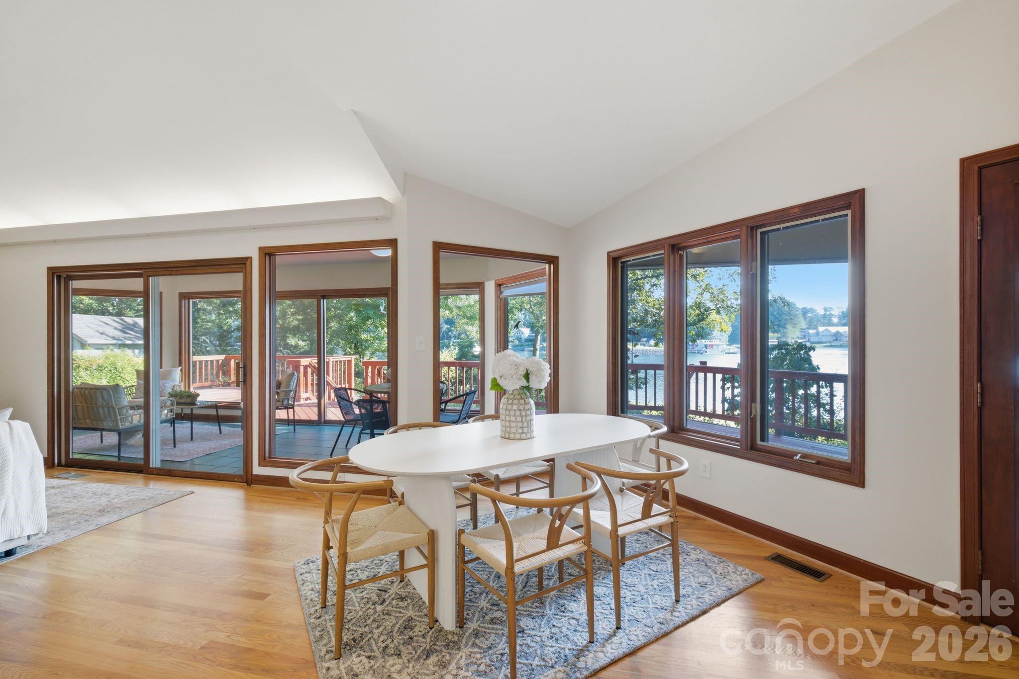 125 Misty Cove Lane — Mooresville