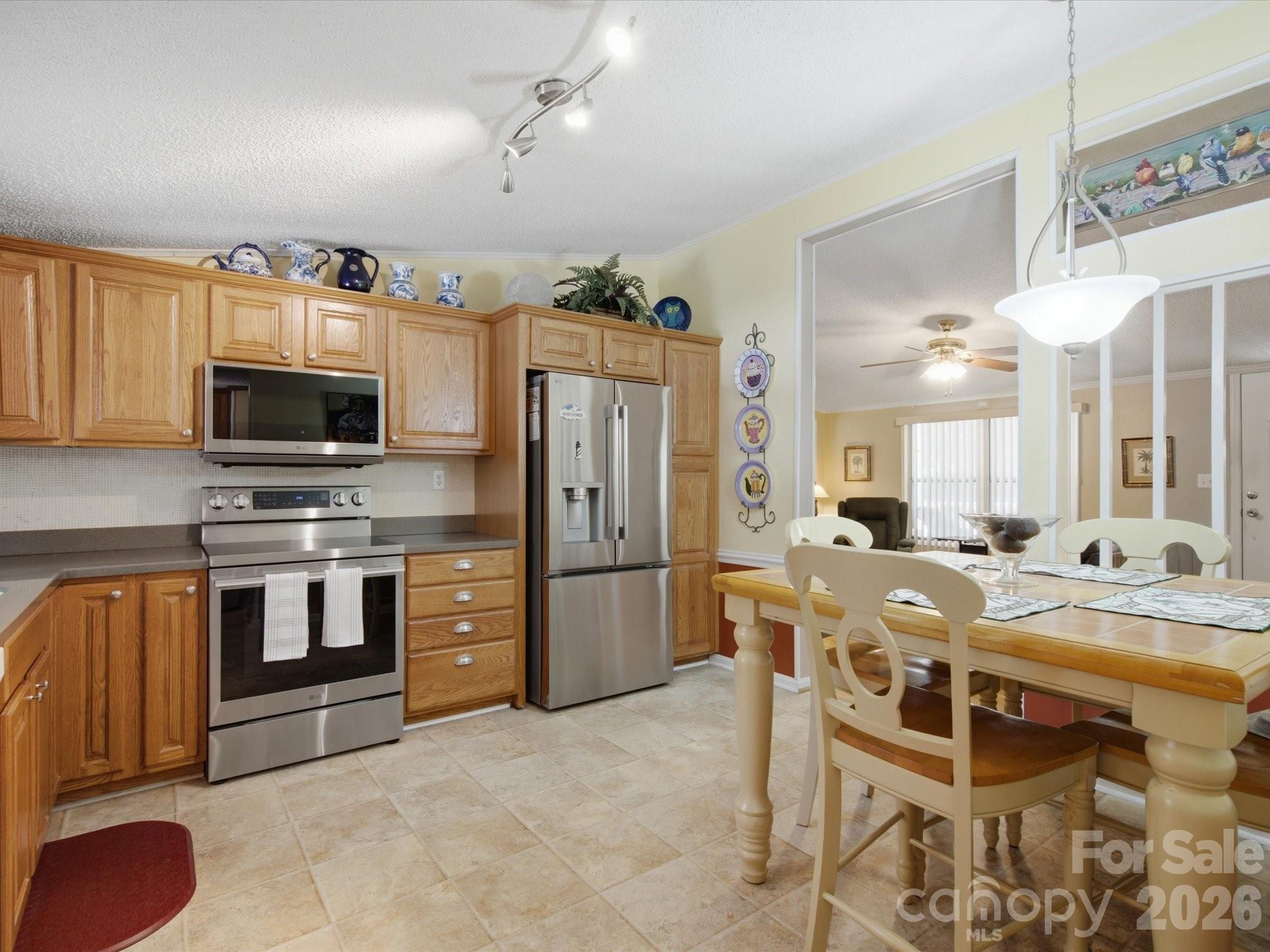 5766 Adicks Court — York