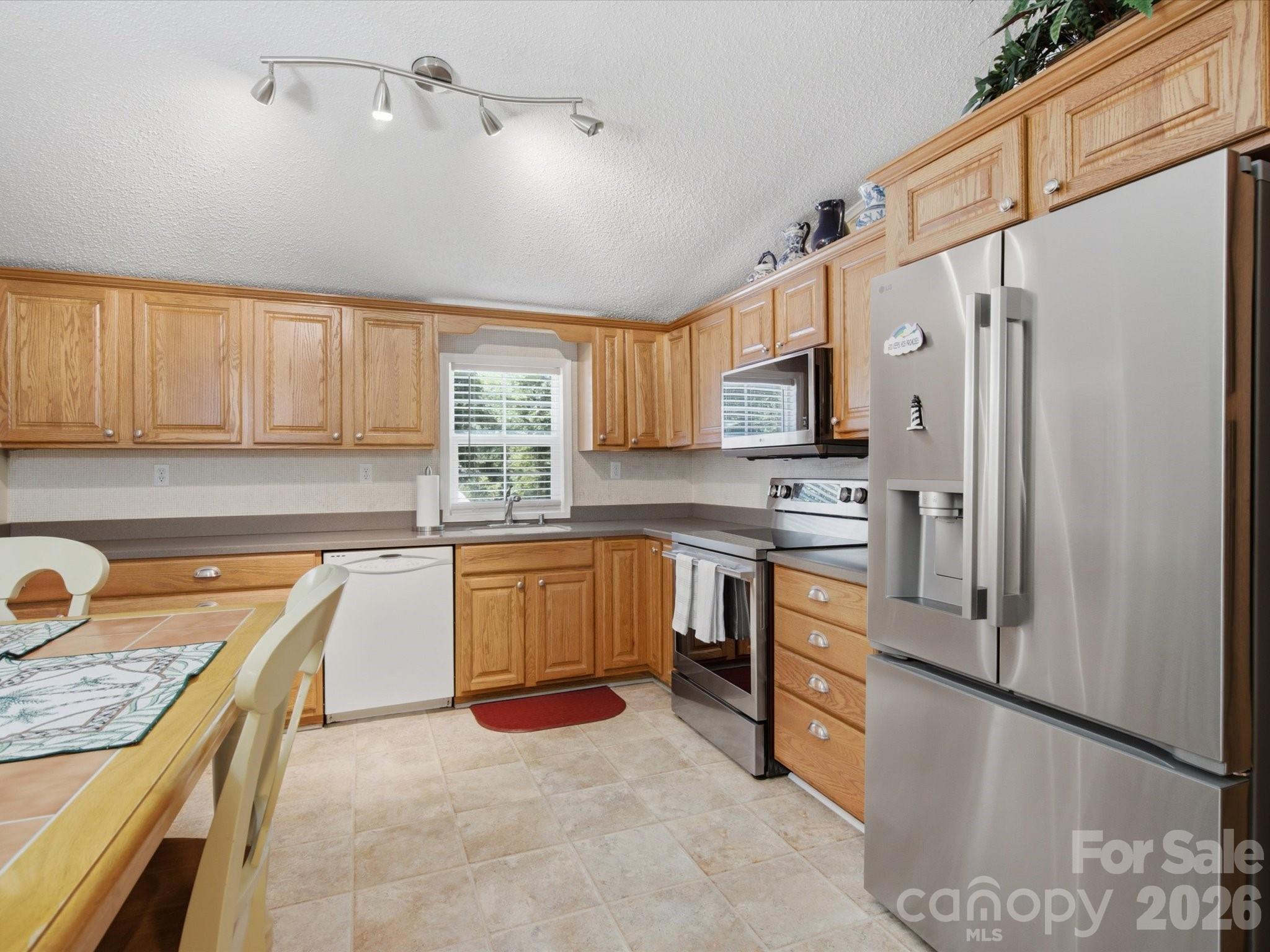 5766 Adicks Court — York