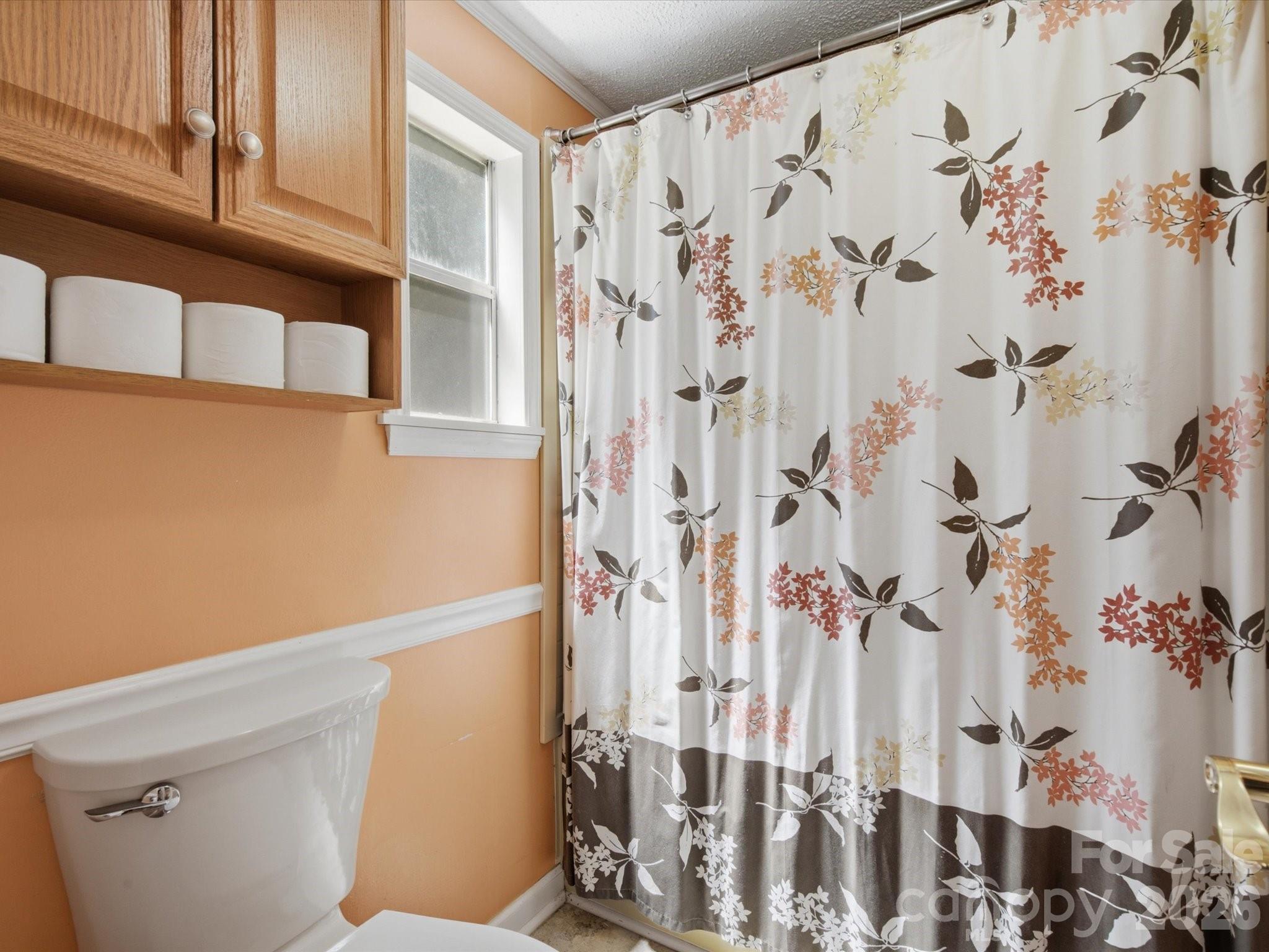 5766 Adicks Court — York