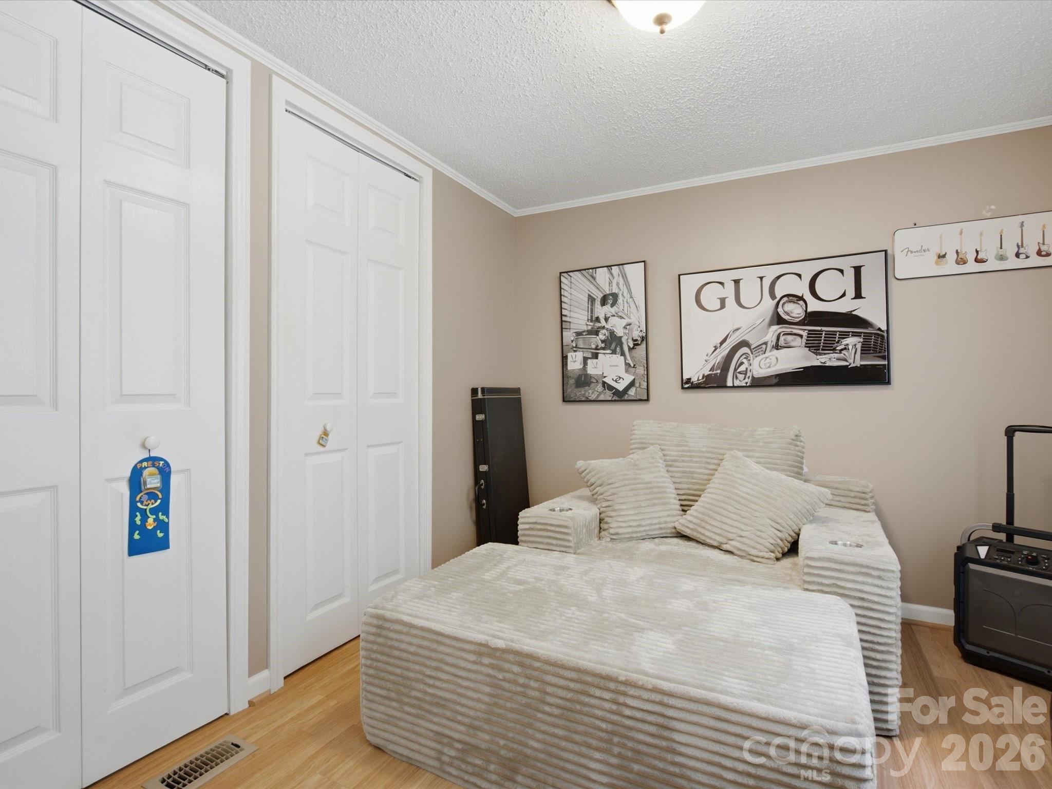 5766 Adicks Court — York