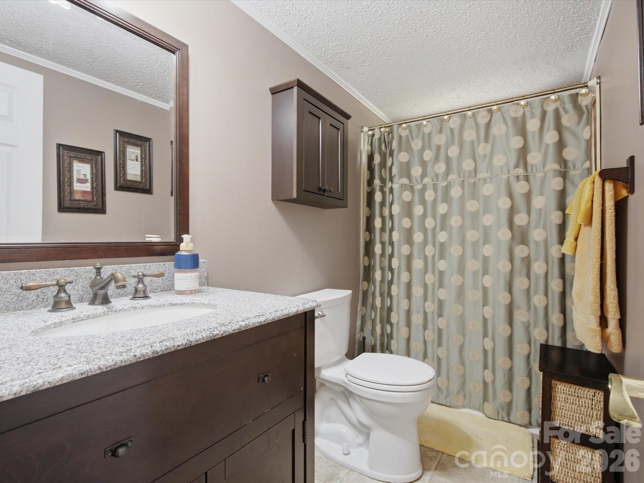 5766 Adicks Court — York
