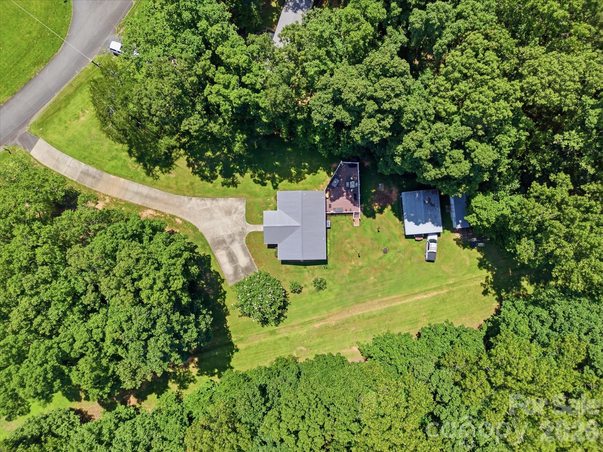 5766 Adicks Court — York