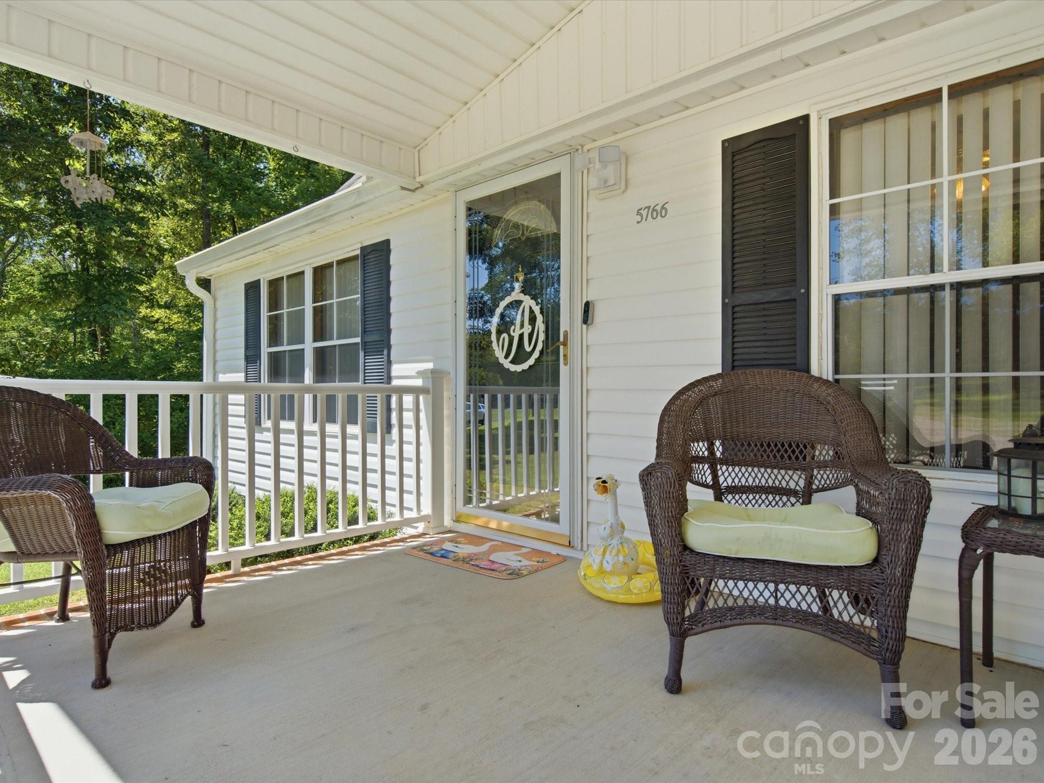 5766 Adicks Court — York