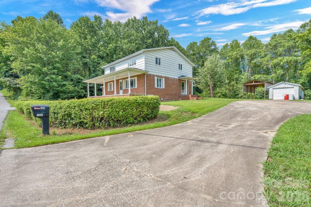 490 Morehead Road — Marion