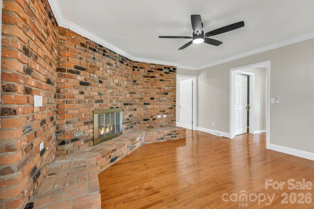 490 Morehead Road — Marion