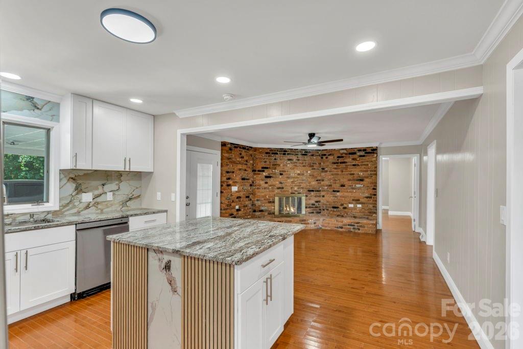 490 Morehead Road — Marion