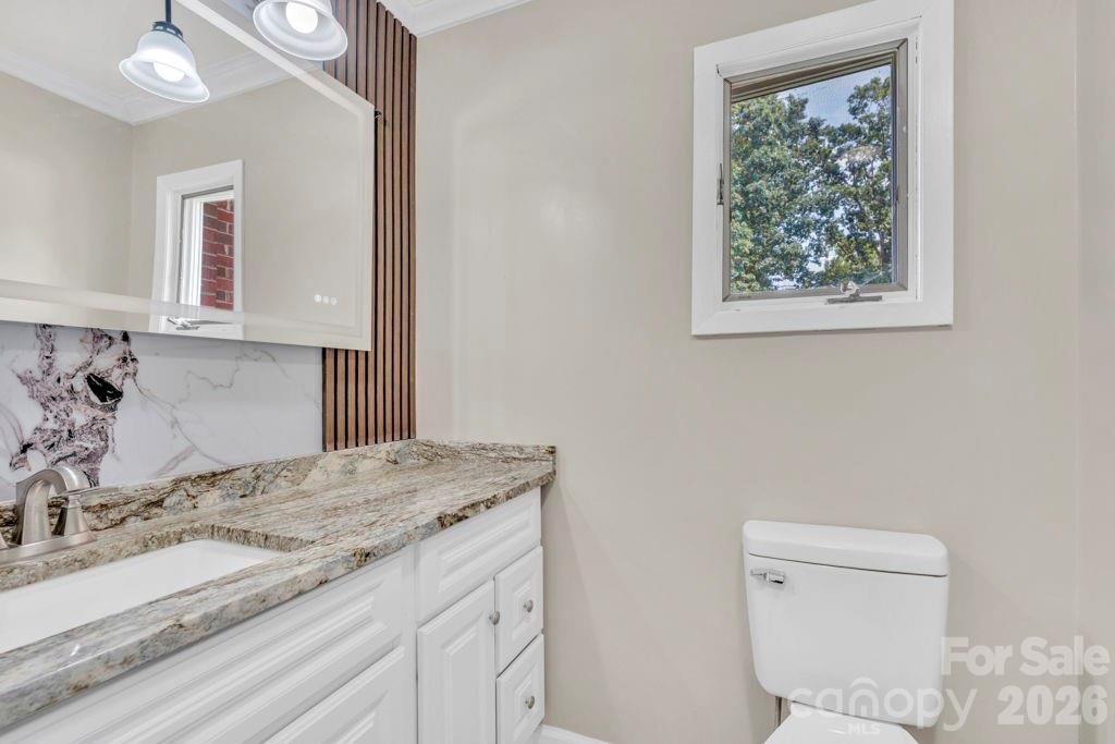 490 Morehead Road — Marion