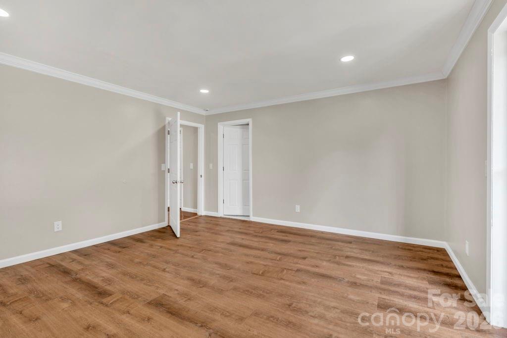 490 Morehead Road — Marion