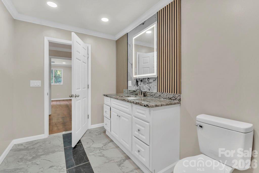 490 Morehead Road — Marion