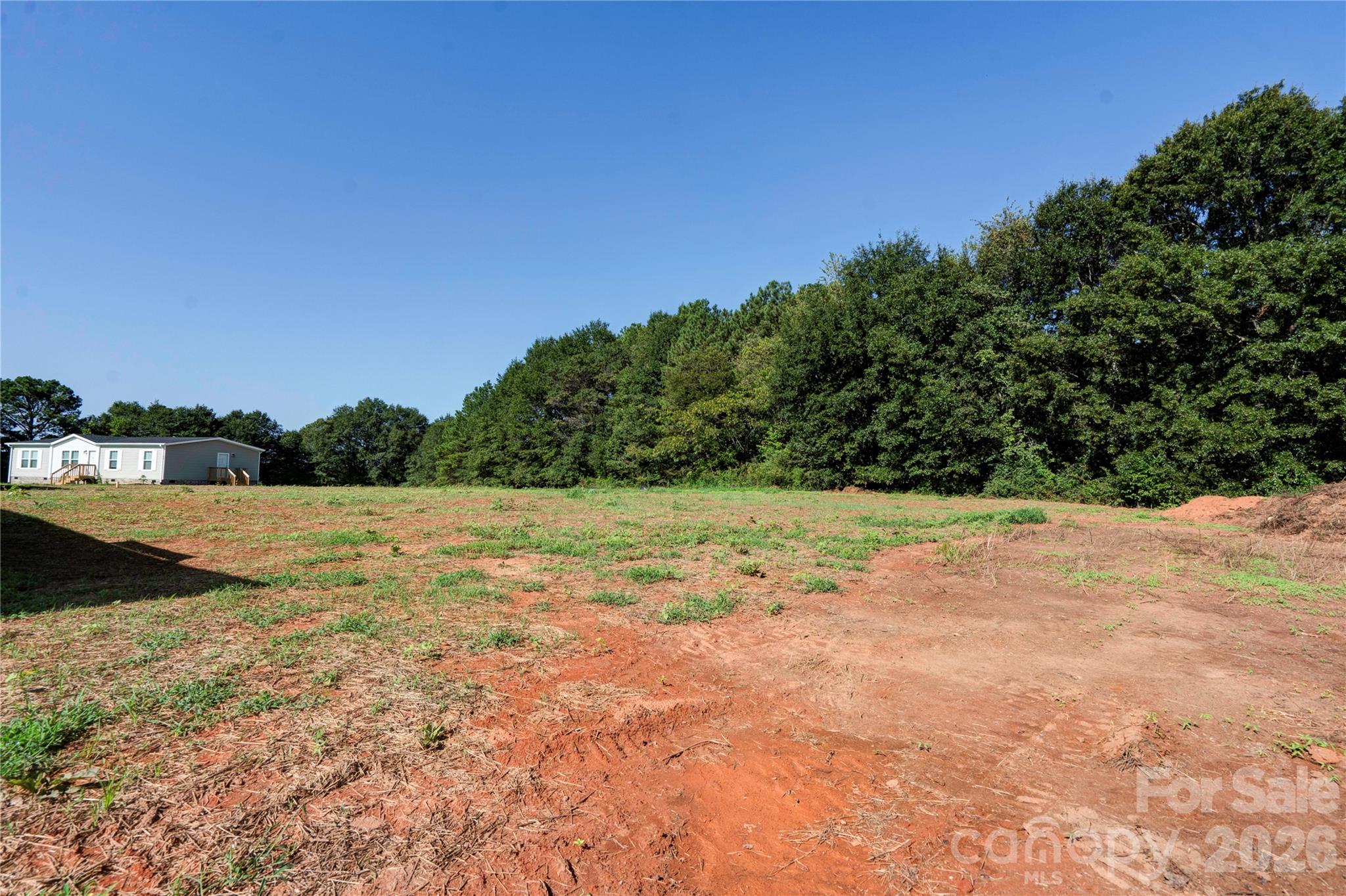 804 Eagleview Lane — Lawndale