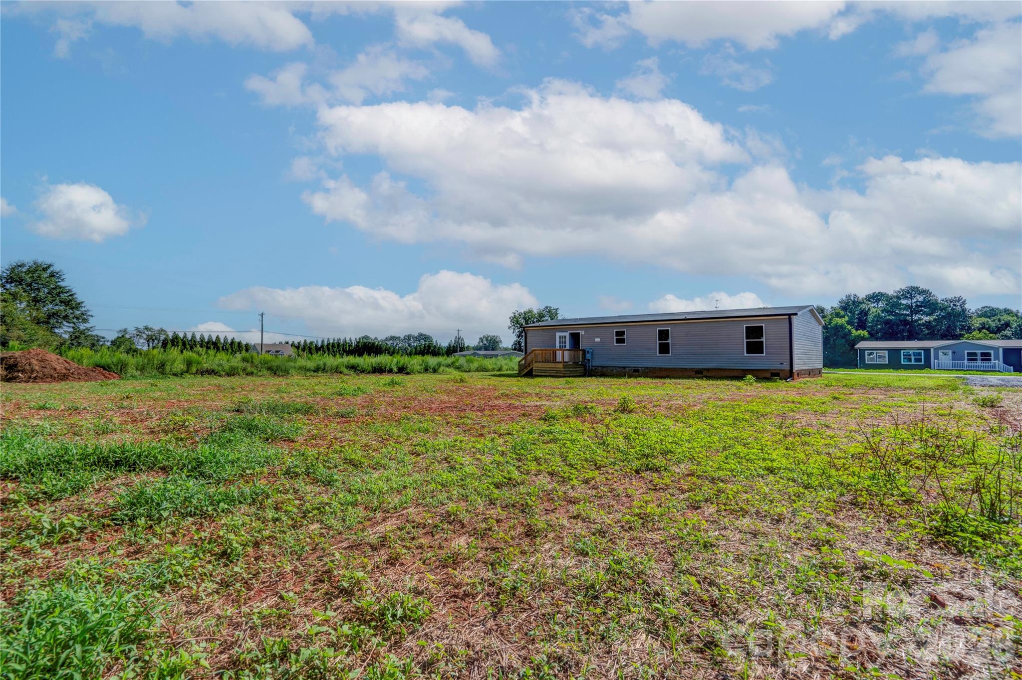 804 Eagleview Lane — Lawndale