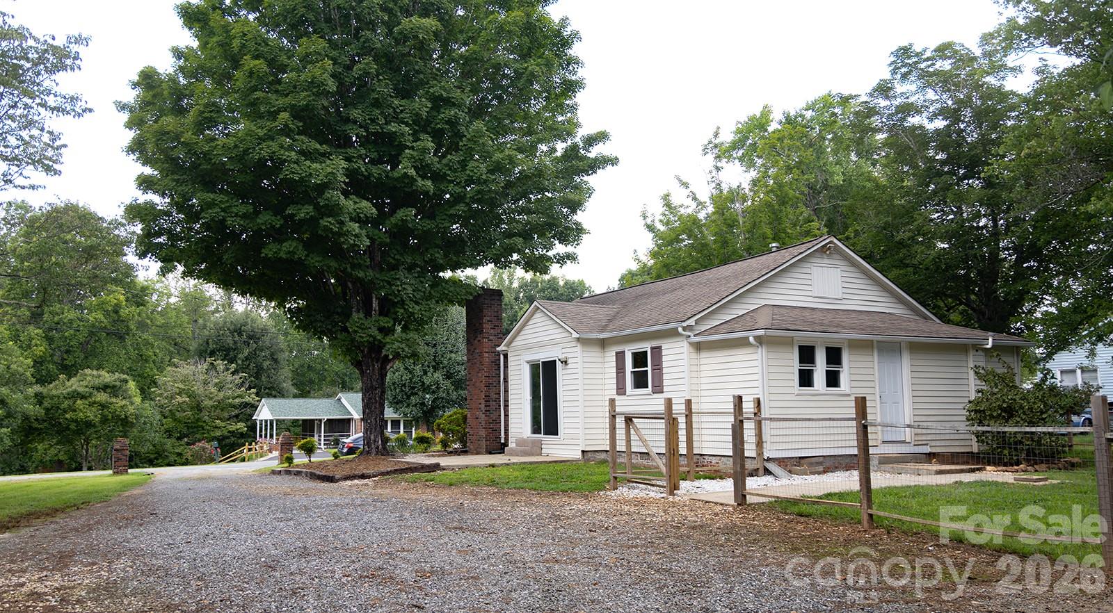4170 Duff Drive — Hudson