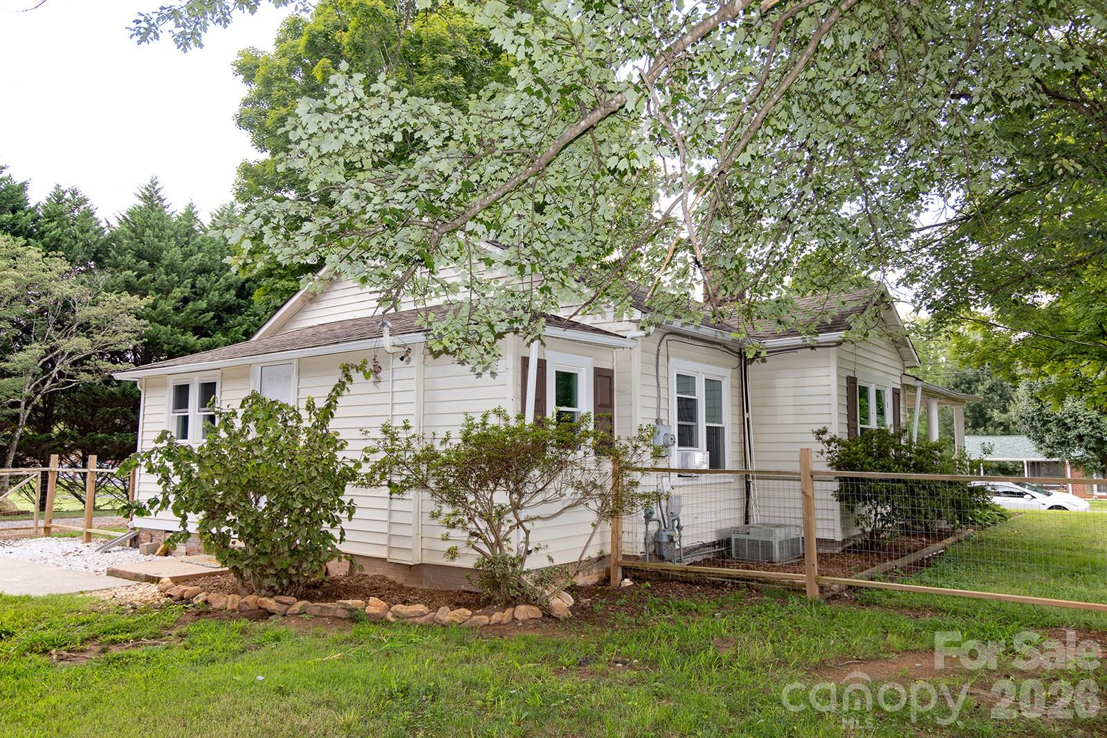 4170 Duff Drive — Hudson