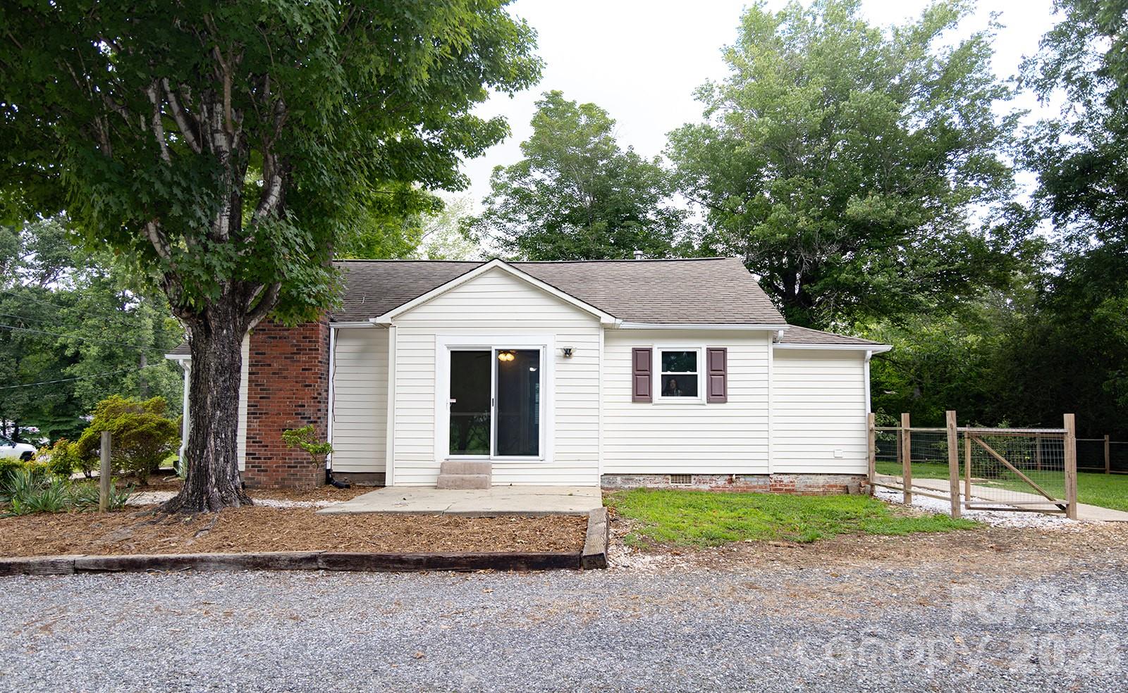 4170 Duff Drive — Hudson