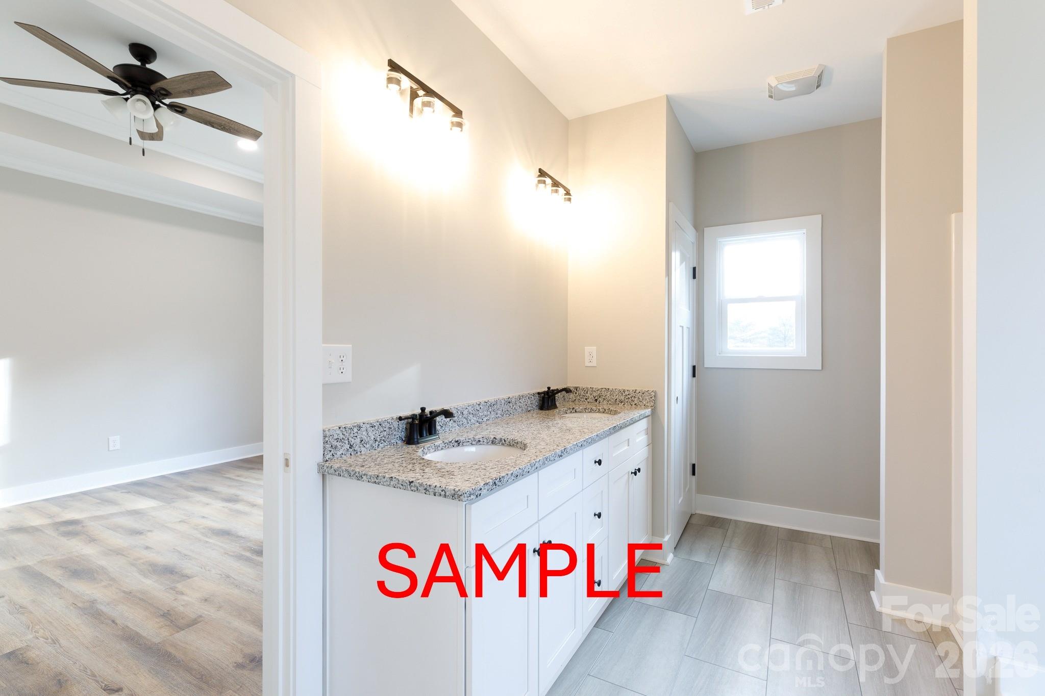 989 Rhyne Road — Clover