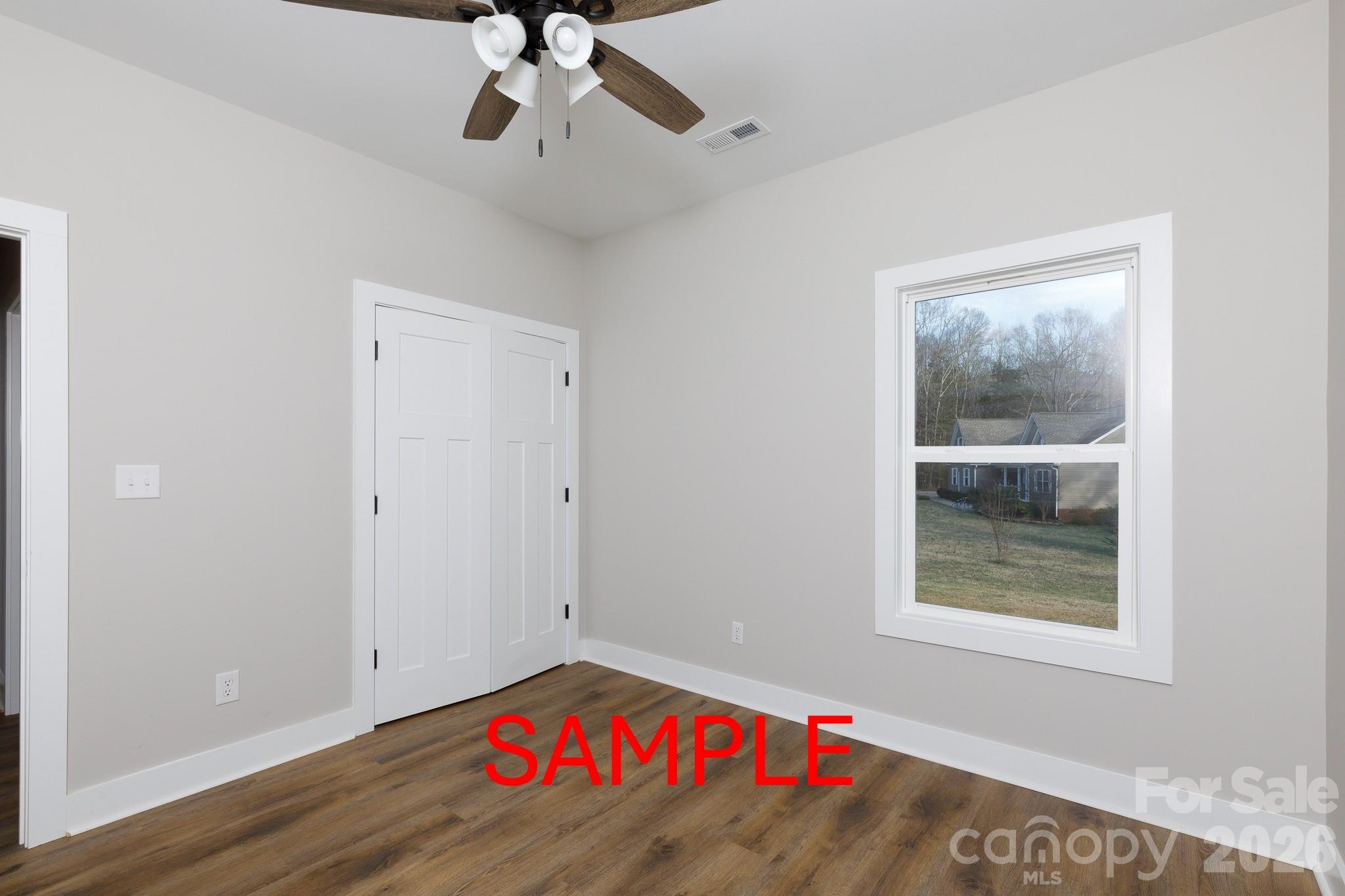 989 Rhyne Road — Clover