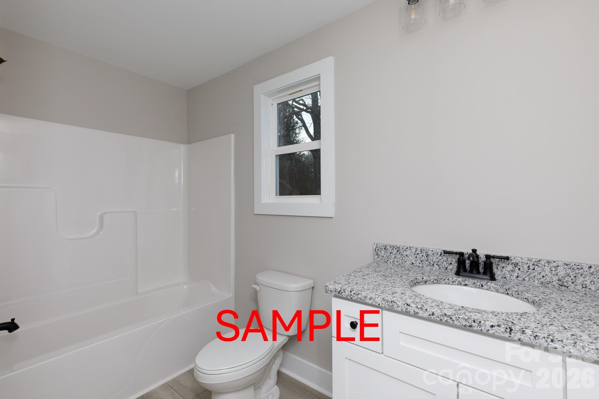 989 Rhyne Road — Clover