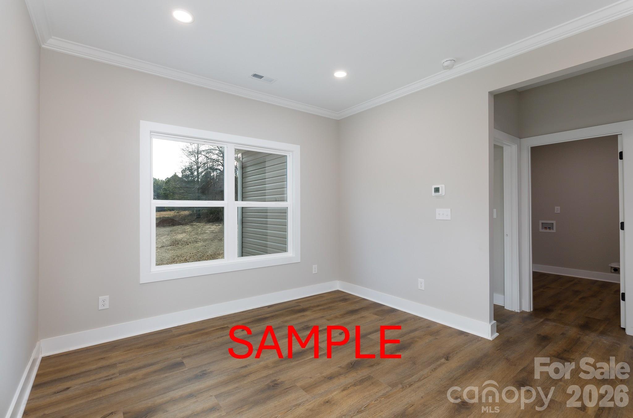 989 Rhyne Road — Clover