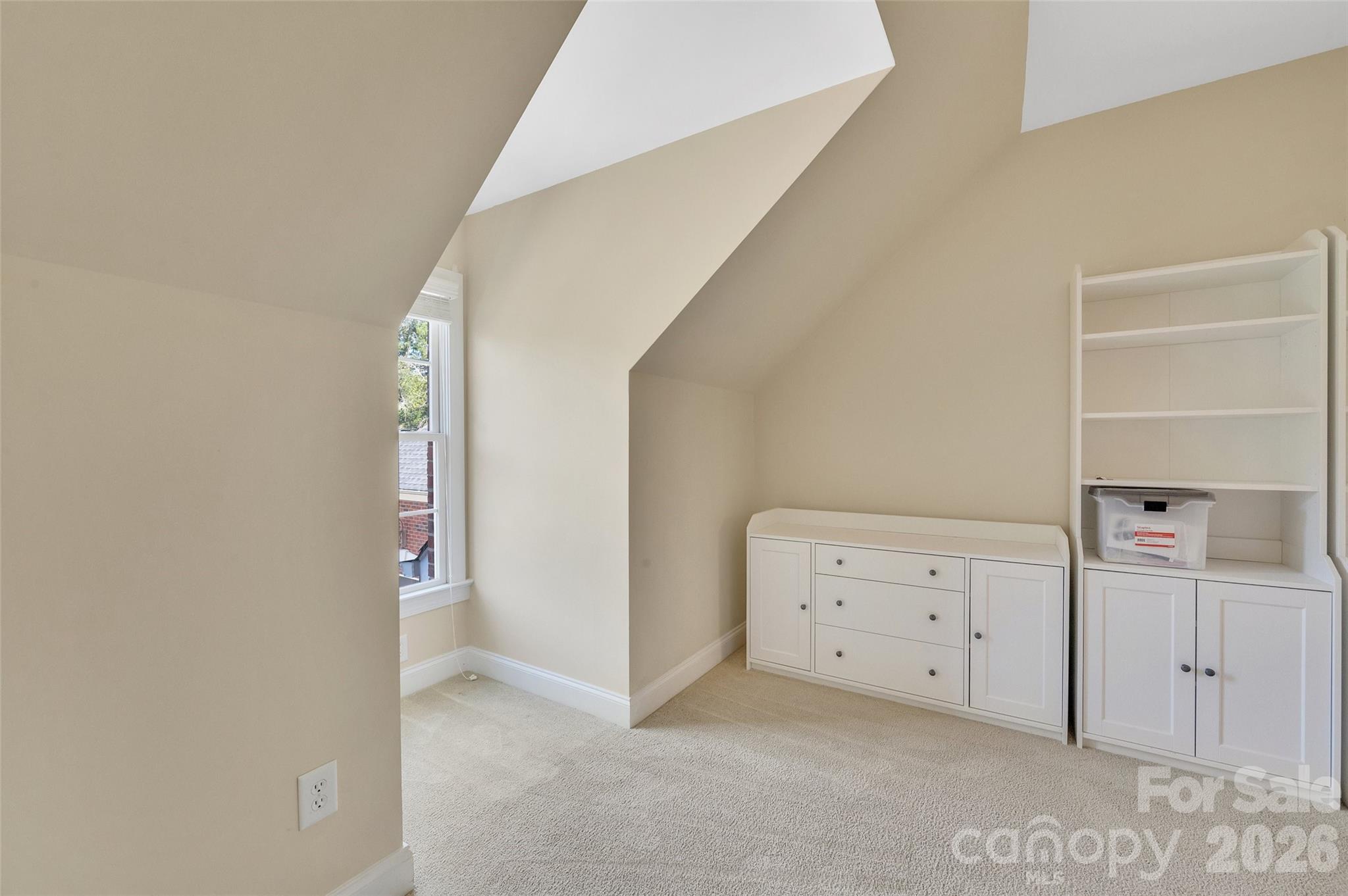 4995 Rea Road — Charlotte