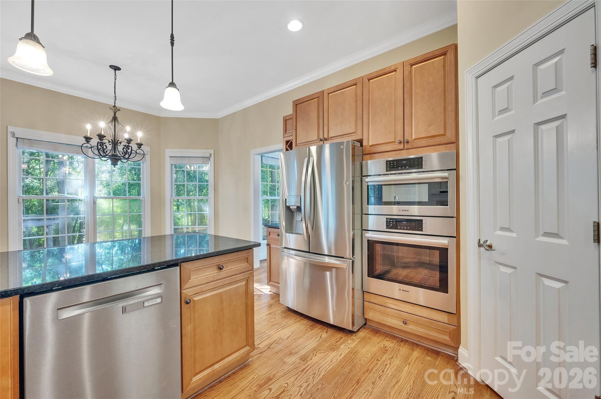4995 Rea Road — Charlotte