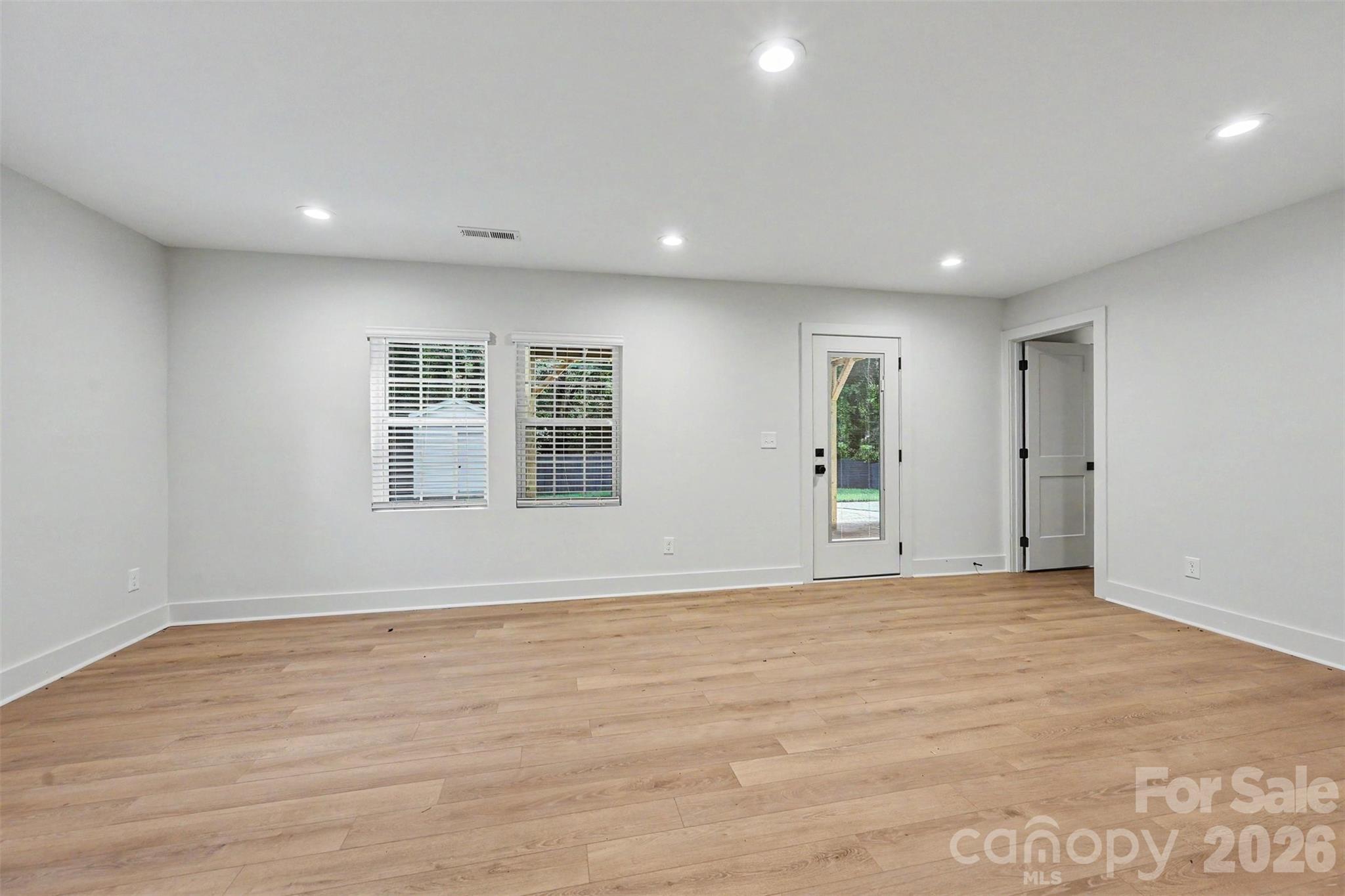 2000 Kilborne Drive — Charlotte