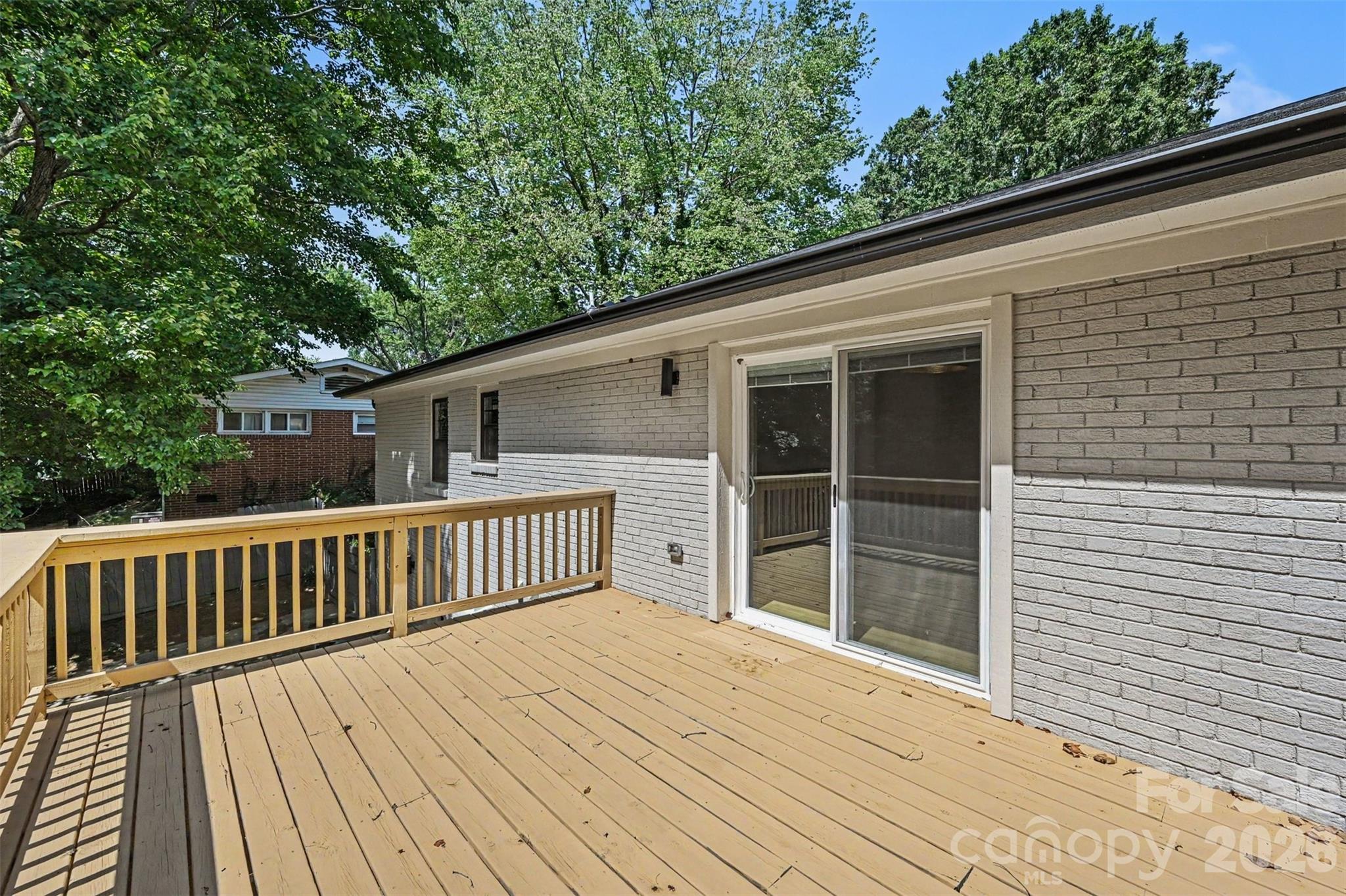 2000 Kilborne Drive — Charlotte