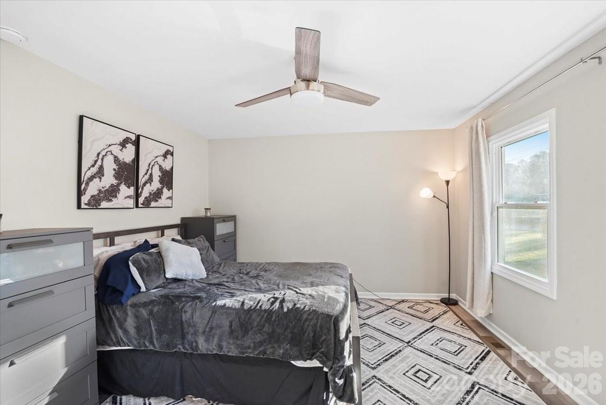 624 Dundeen Drive — Gastonia