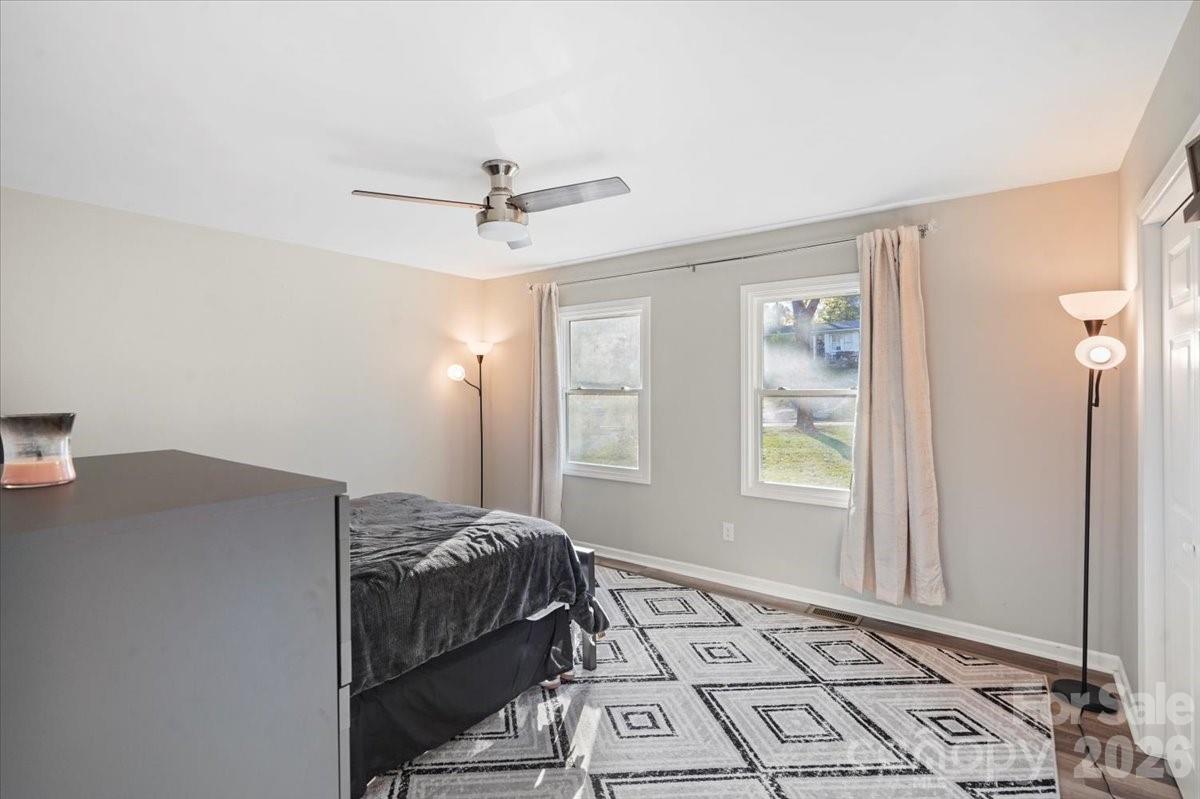 624 Dundeen Drive — Gastonia