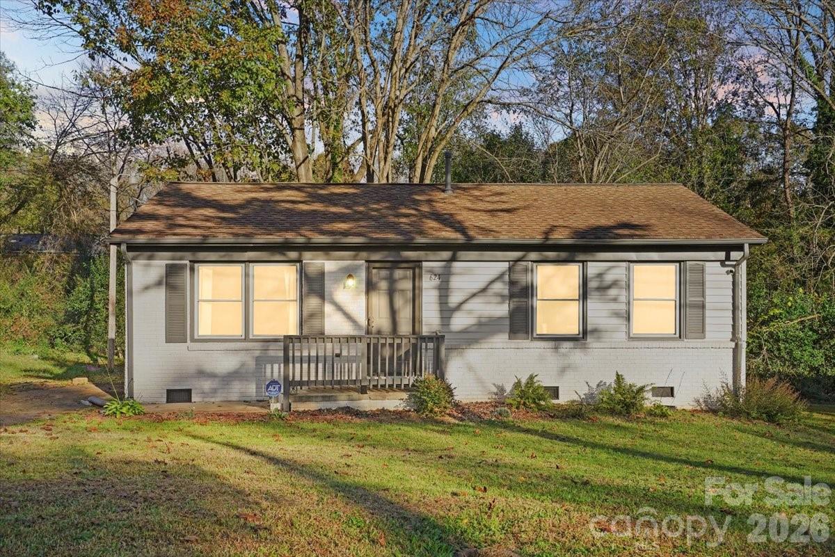 624 Dundeen Drive — Gastonia