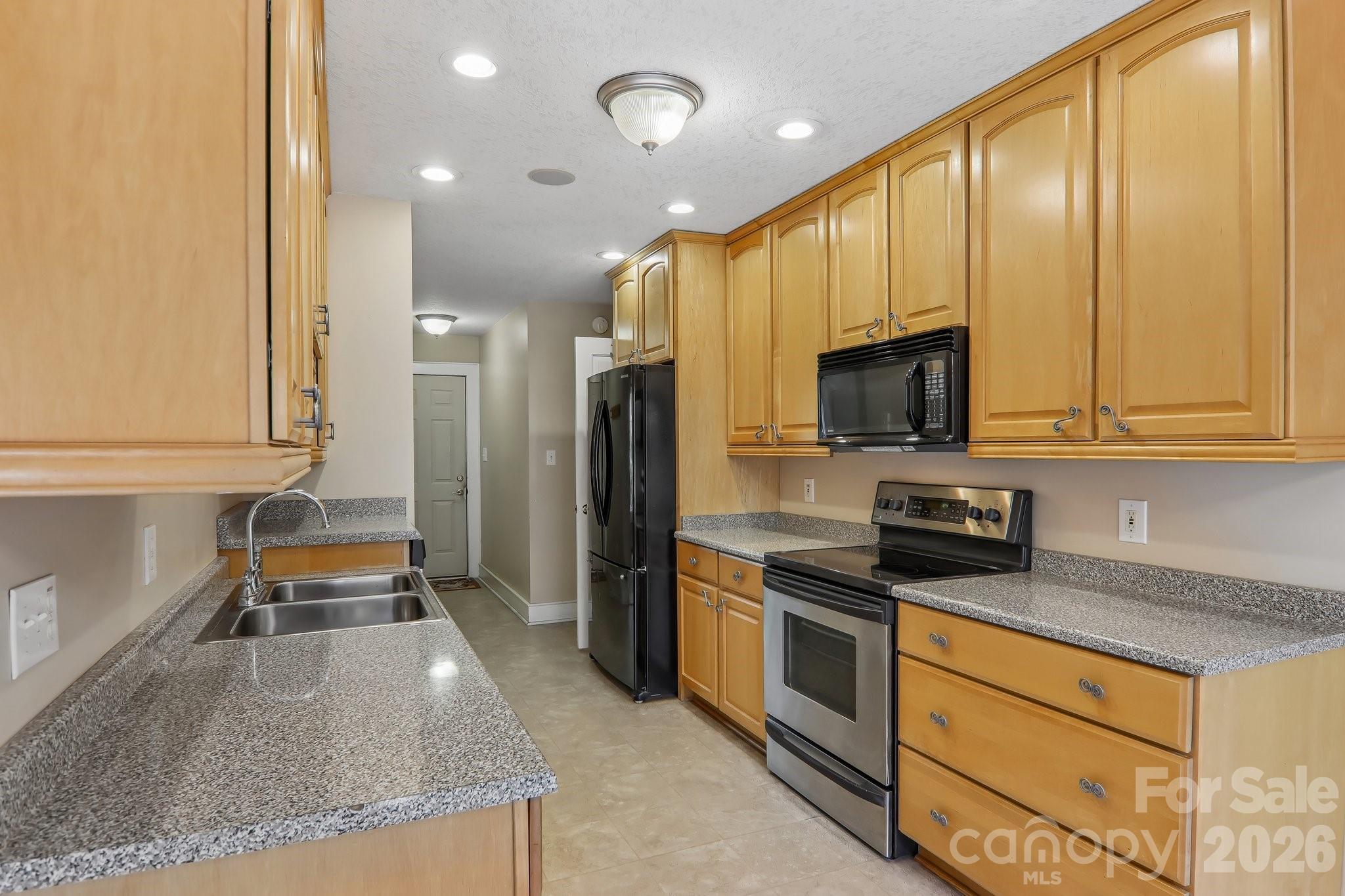 1414 Kanuga Road — Hendersonville