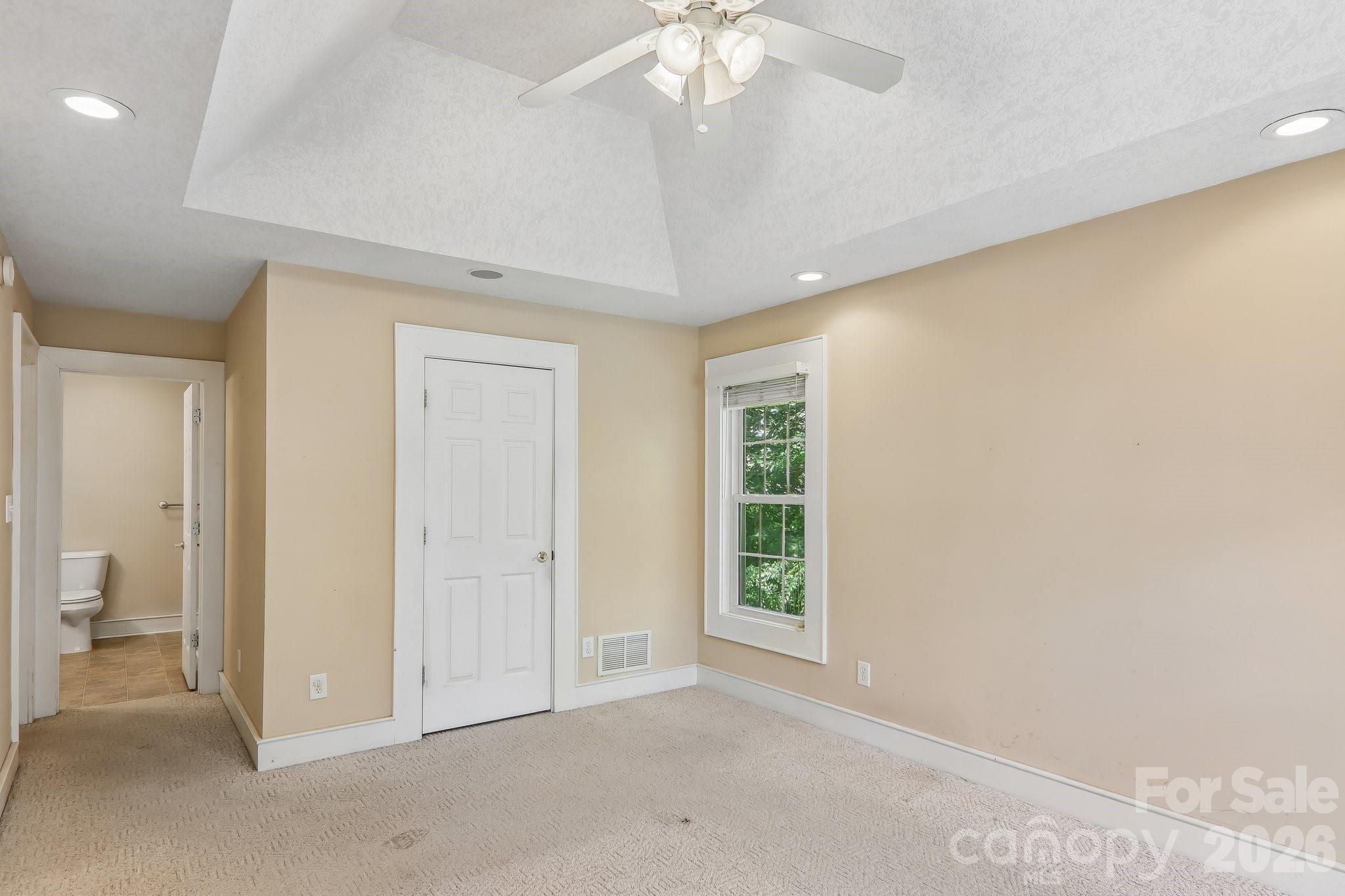 1414 Kanuga Road — Hendersonville