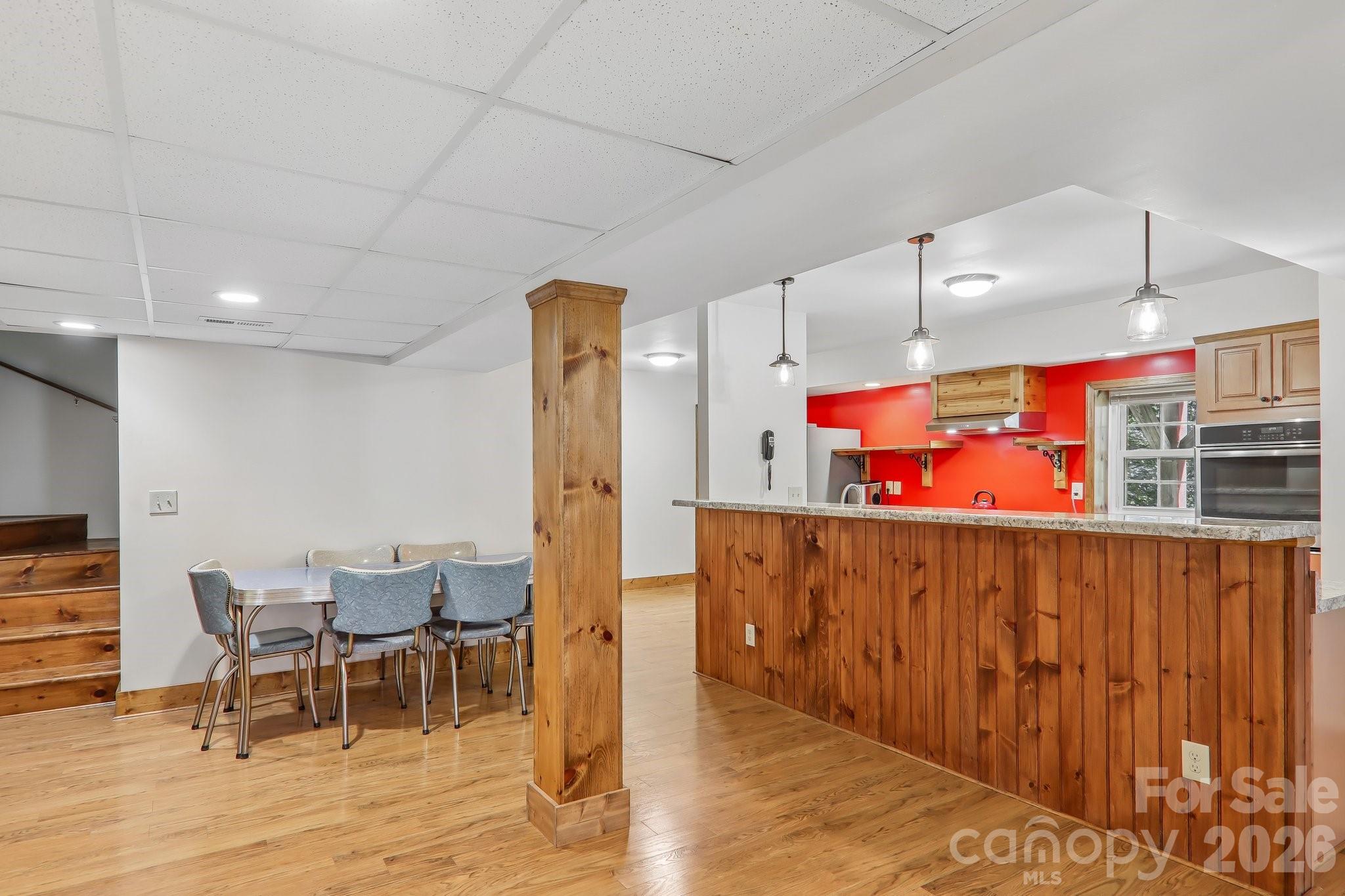 1414 Kanuga Road — Hendersonville