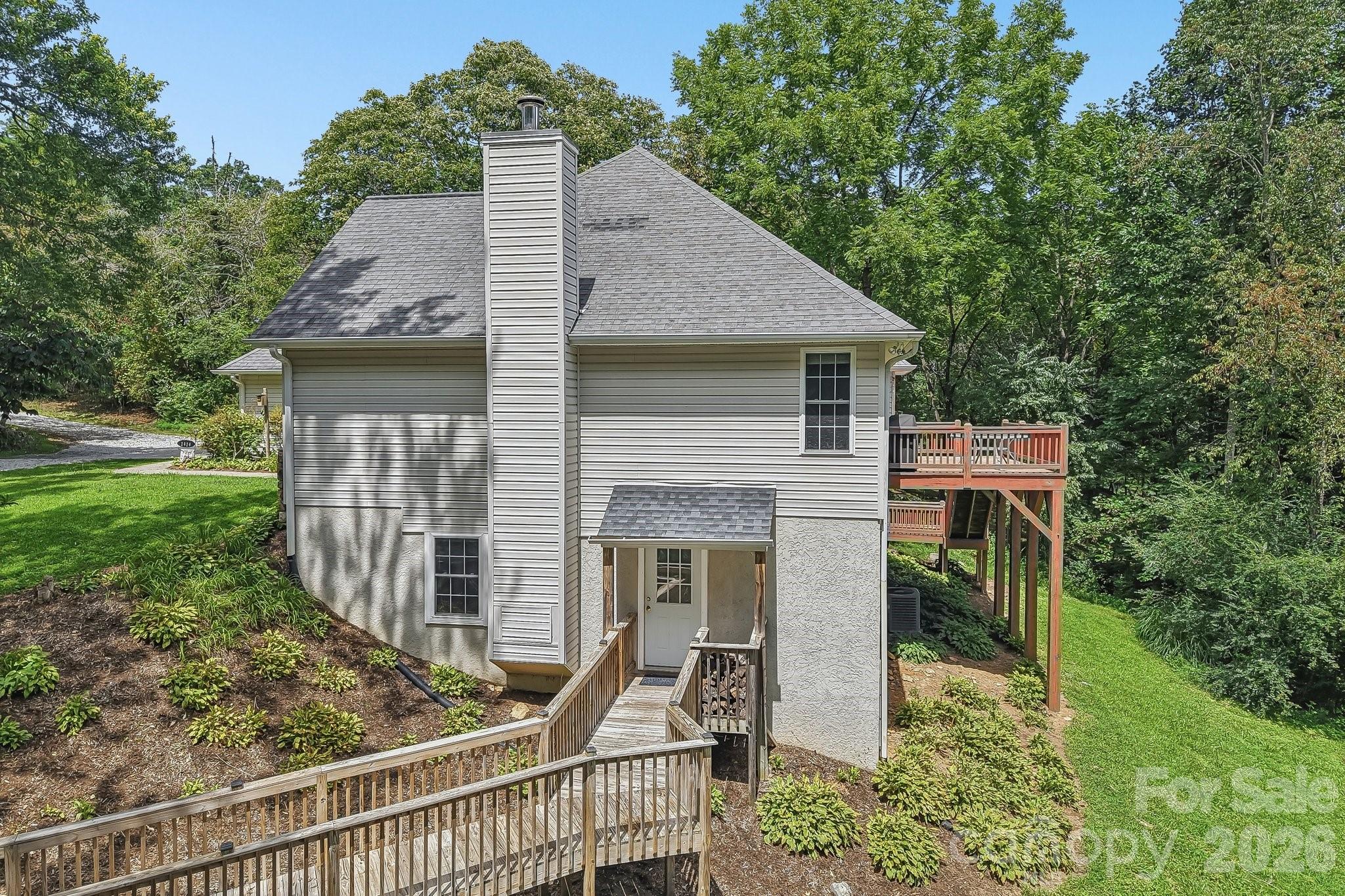 1414 Kanuga Road — Hendersonville