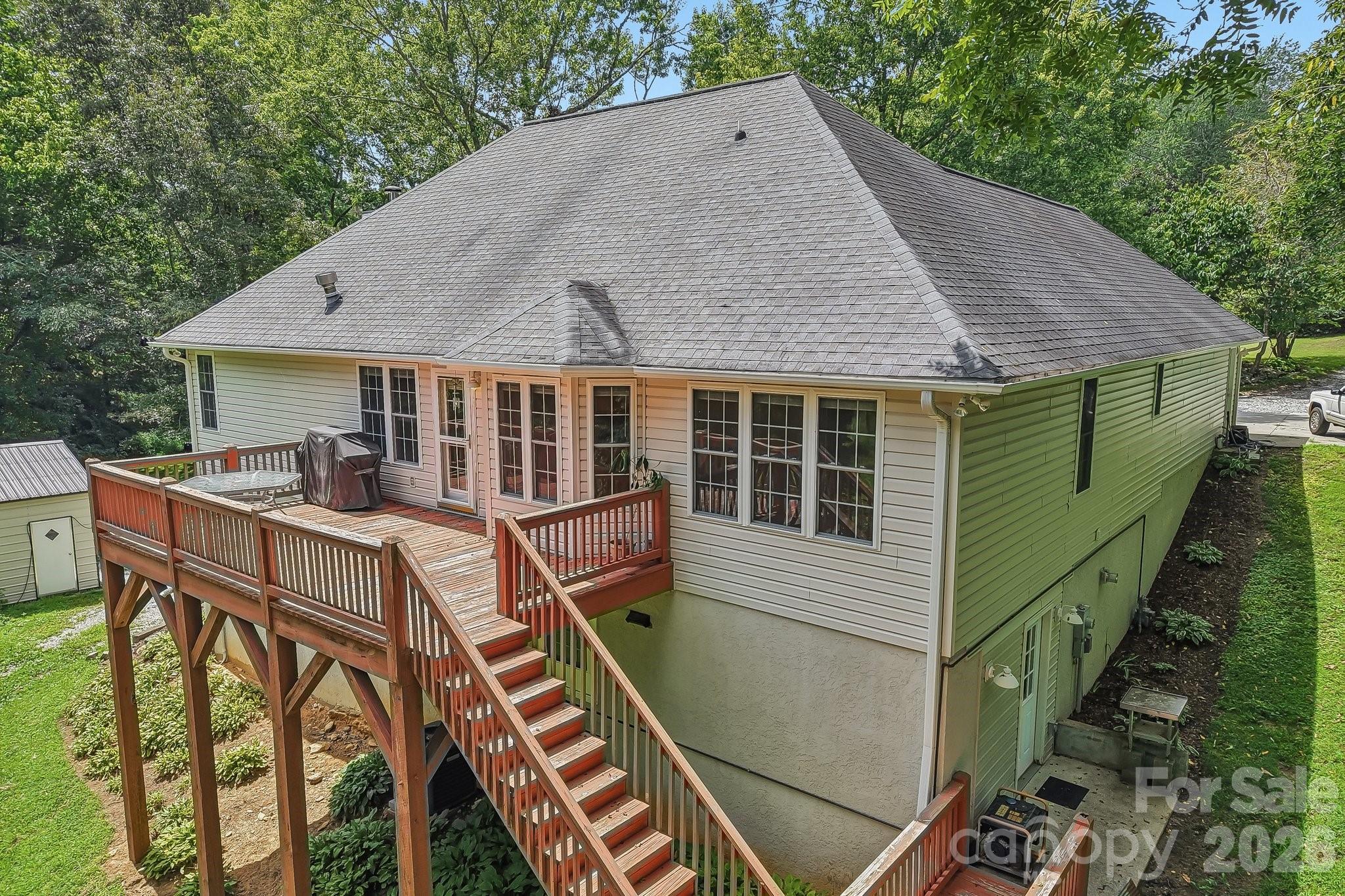 1414 Kanuga Road — Hendersonville