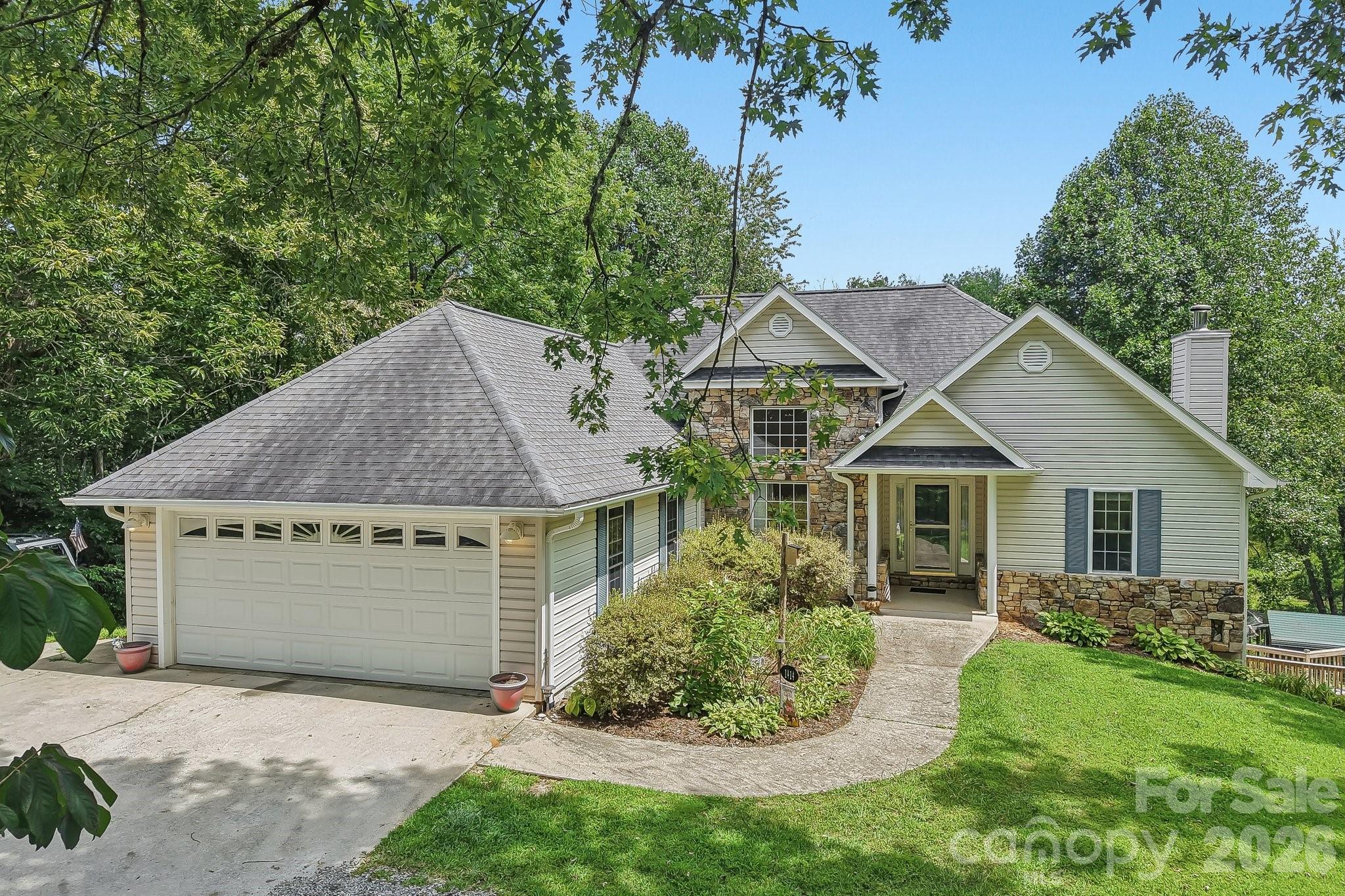 1414 Kanuga Road — Hendersonville