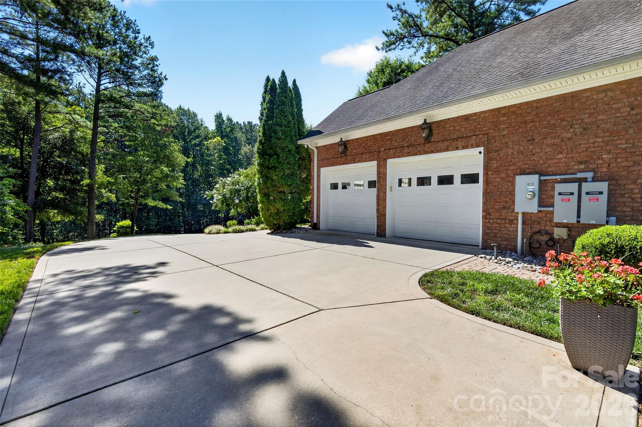 4565 River Hills Drive — Denver