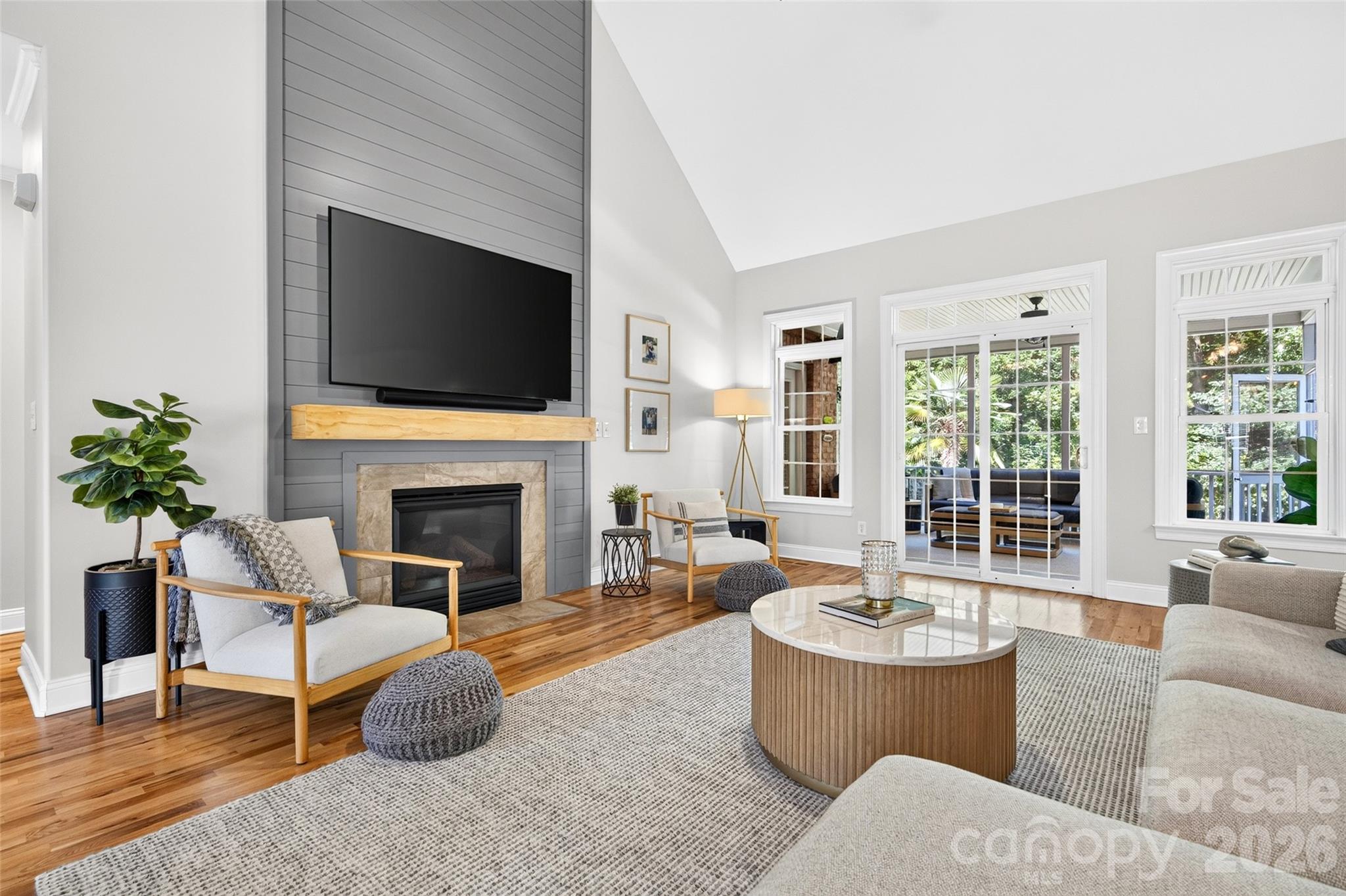 4565 River Hills Drive — Denver