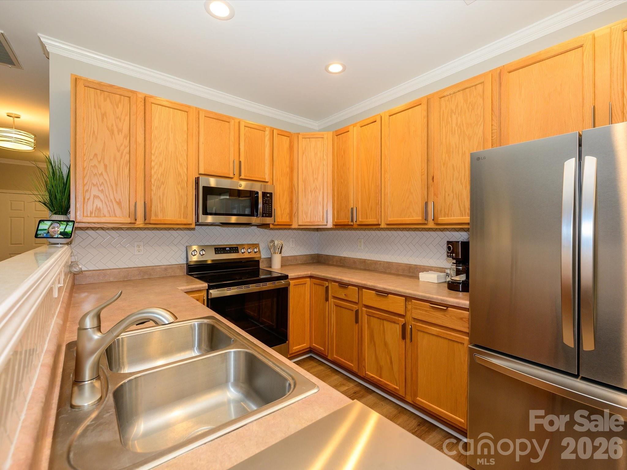 15583 Stronvar House Lane — Charlotte