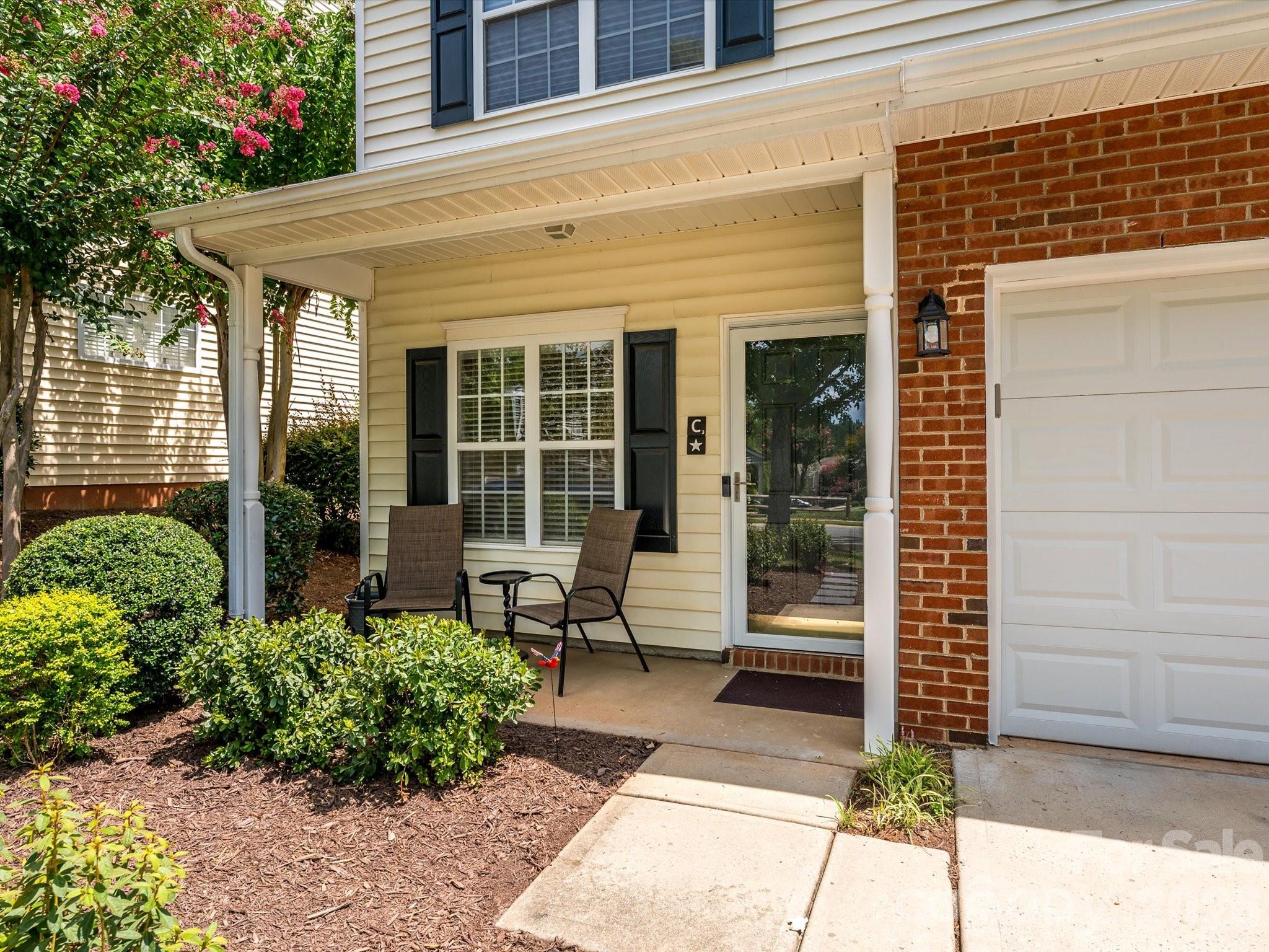 15583 Stronvar House Lane — Charlotte