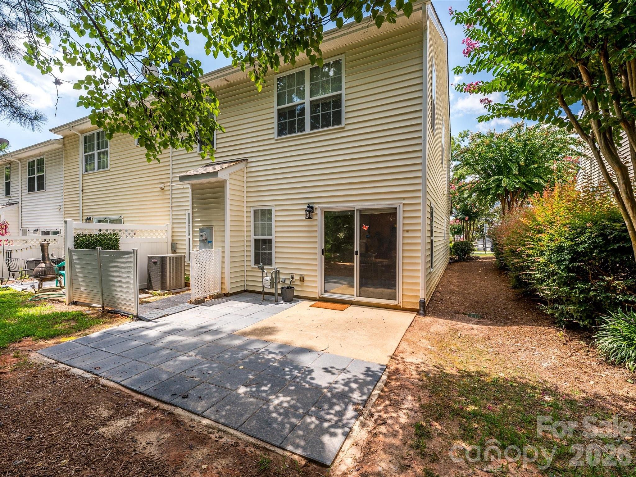 15583 Stronvar House Lane — Charlotte