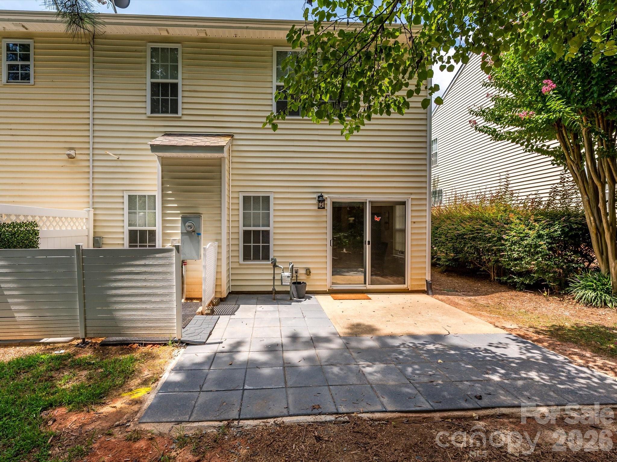 15583 Stronvar House Lane — Charlotte