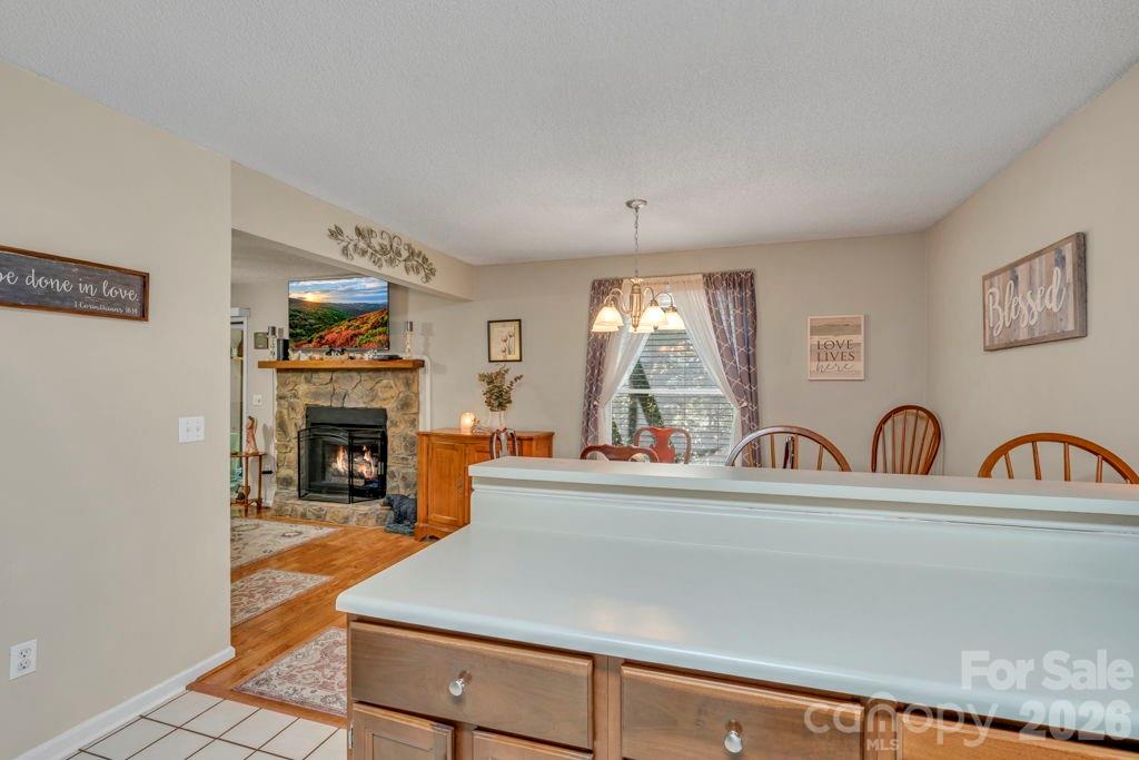 655 Overlook Drive — Spruce Pine
