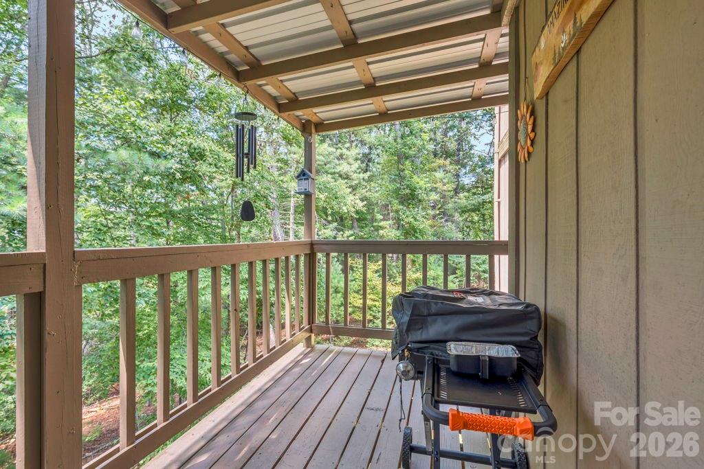 655 Overlook Drive — Spruce Pine