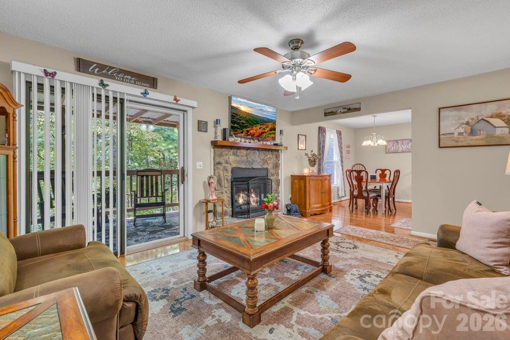655 Overlook Drive — Spruce Pine
