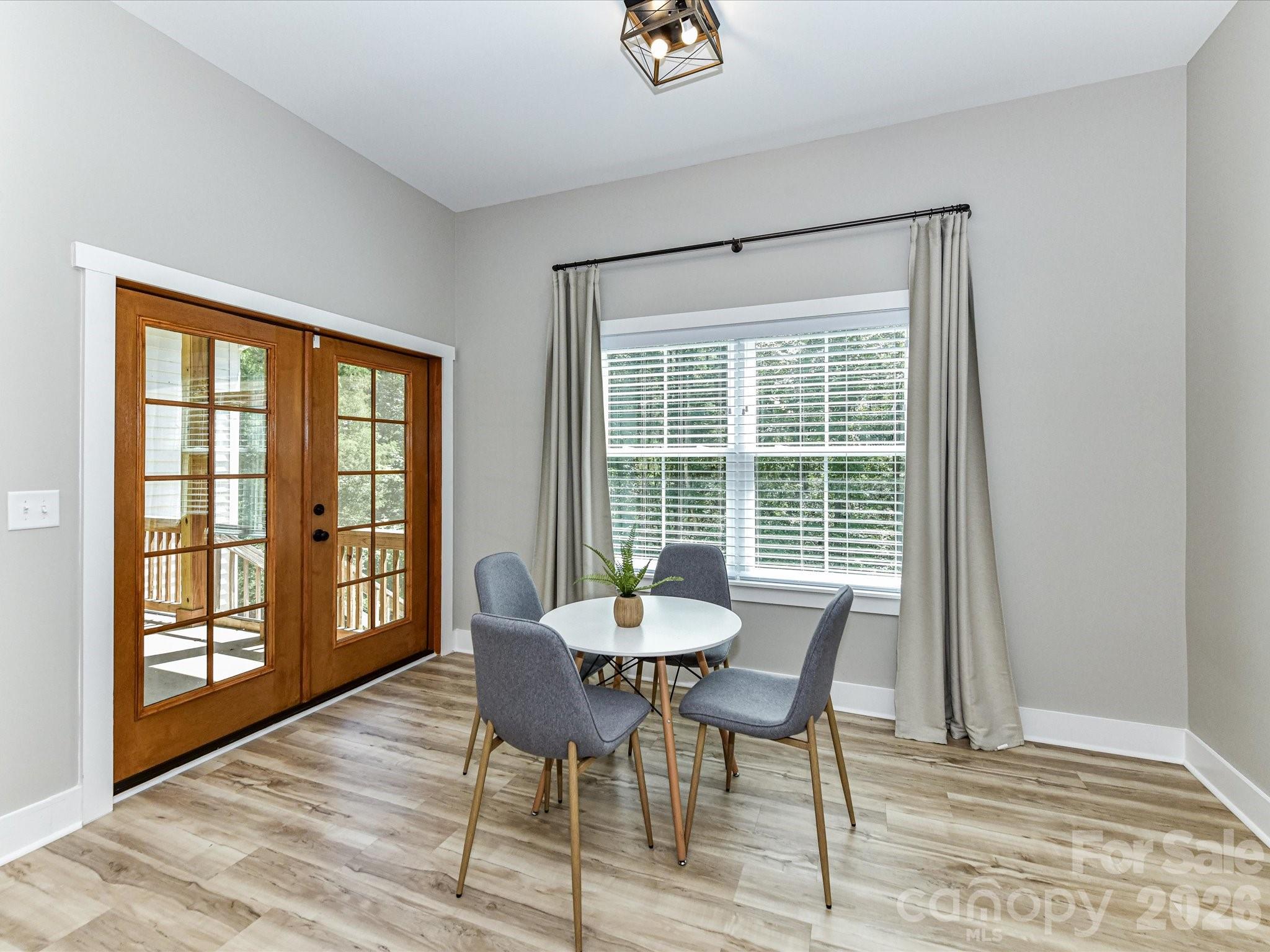 997 S Skyland Drive — Mount Pleasant