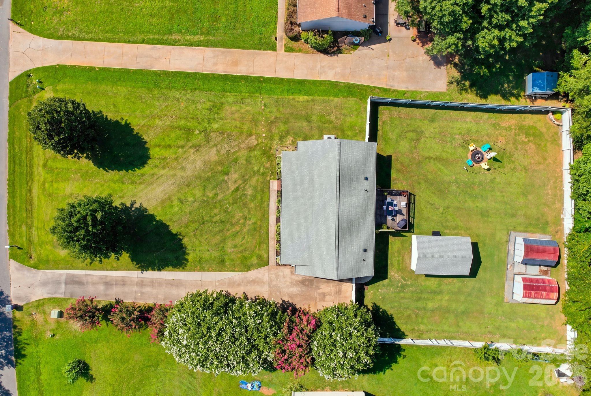 132 Kendra Drive — Mooresville