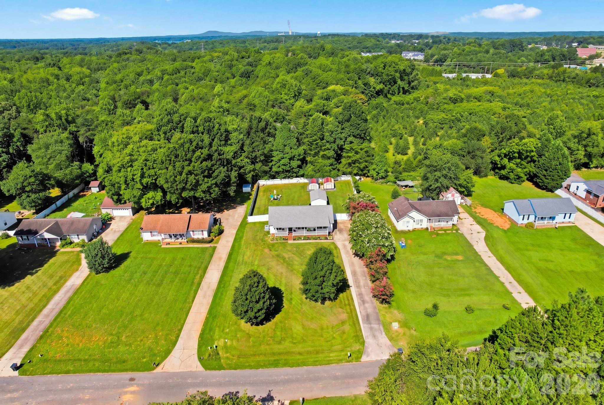 132 Kendra Drive — Mooresville