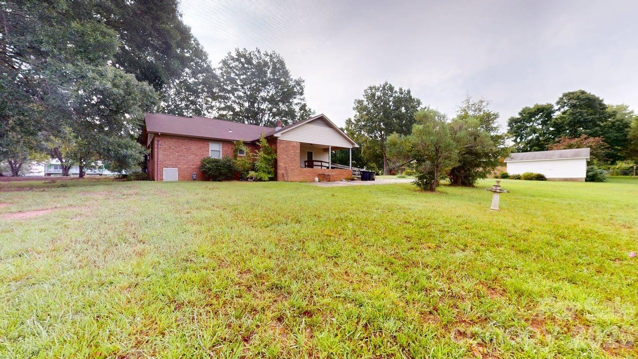 2605 Kimberly Drive — Monroe